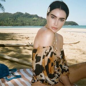 Agua de Coco jaguar print top